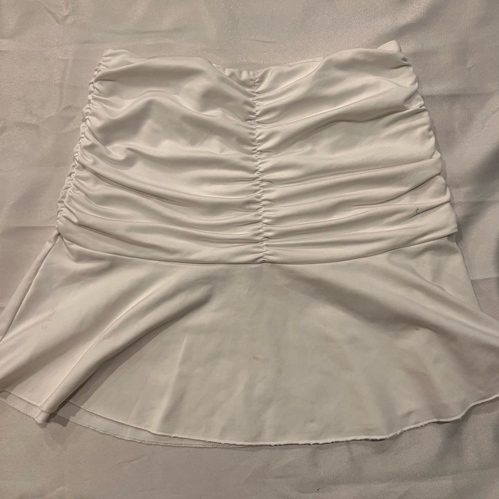 White ruched mini skirt